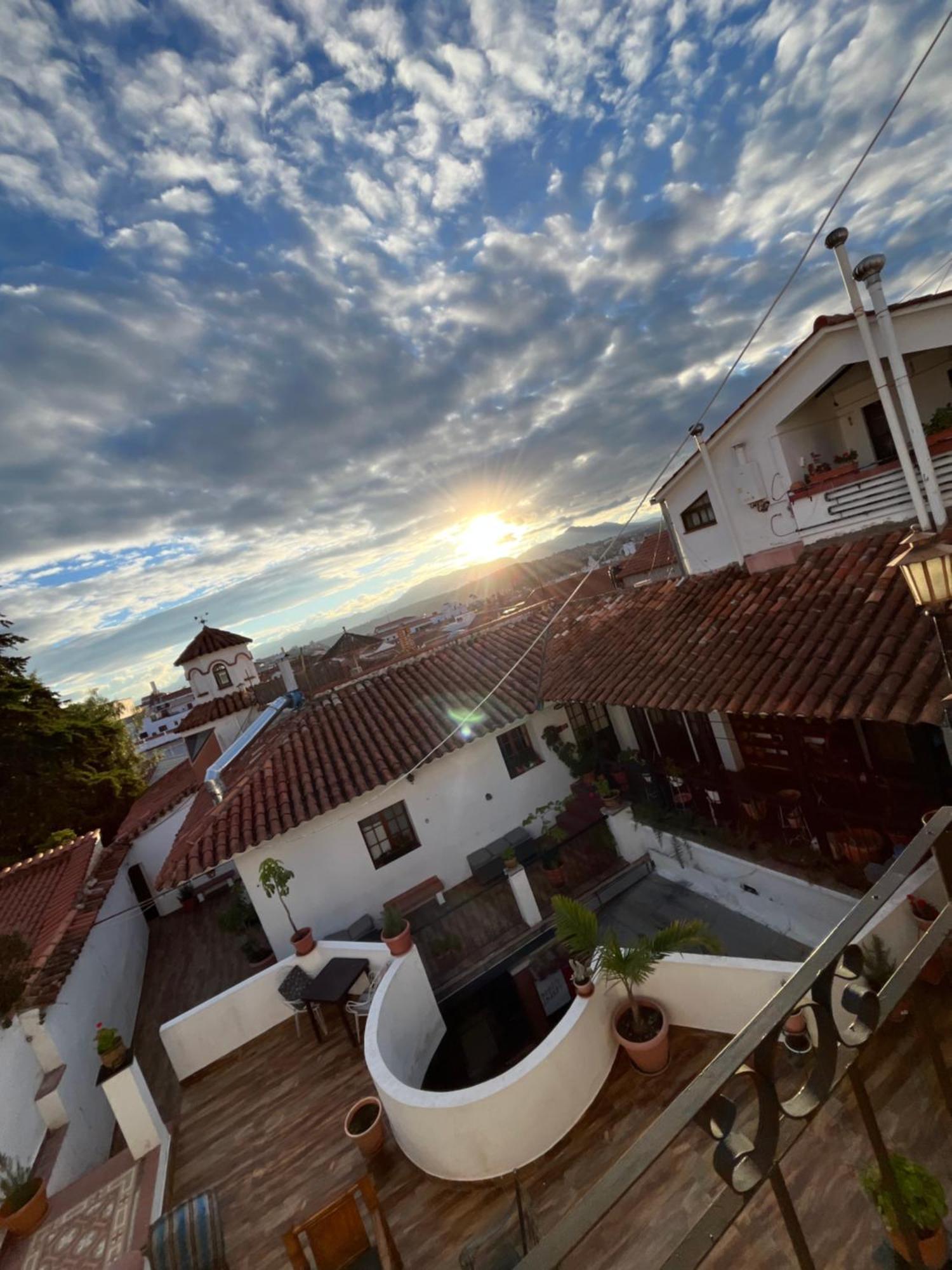 Kultur Berlin Hostel & Suites Sucre Ngoại thất bức ảnh